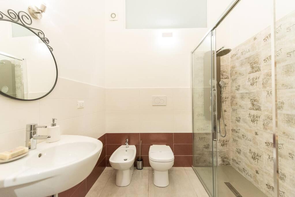 Grand Palace Apartment -Centro Storico Турин Екстер'єр фото