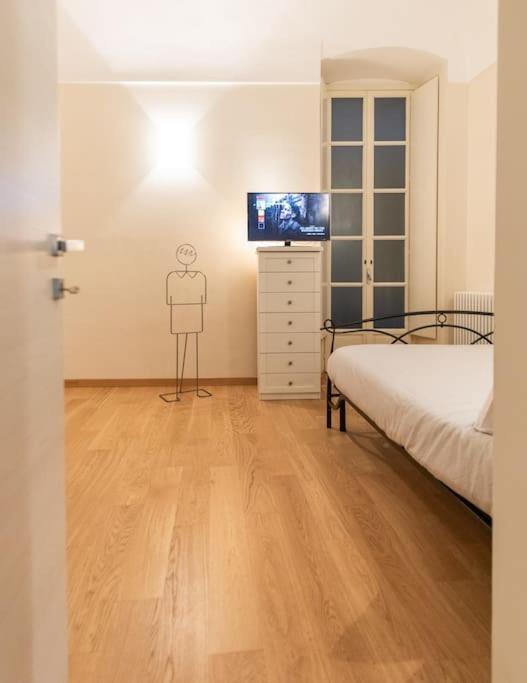 Grand Palace Apartment -Centro Storico Турин Екстер'єр фото