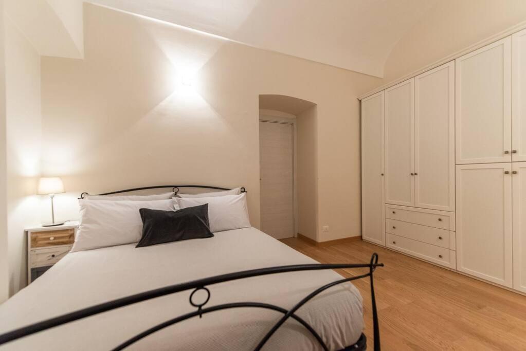 Grand Palace Apartment -Centro Storico Турин Екстер'єр фото